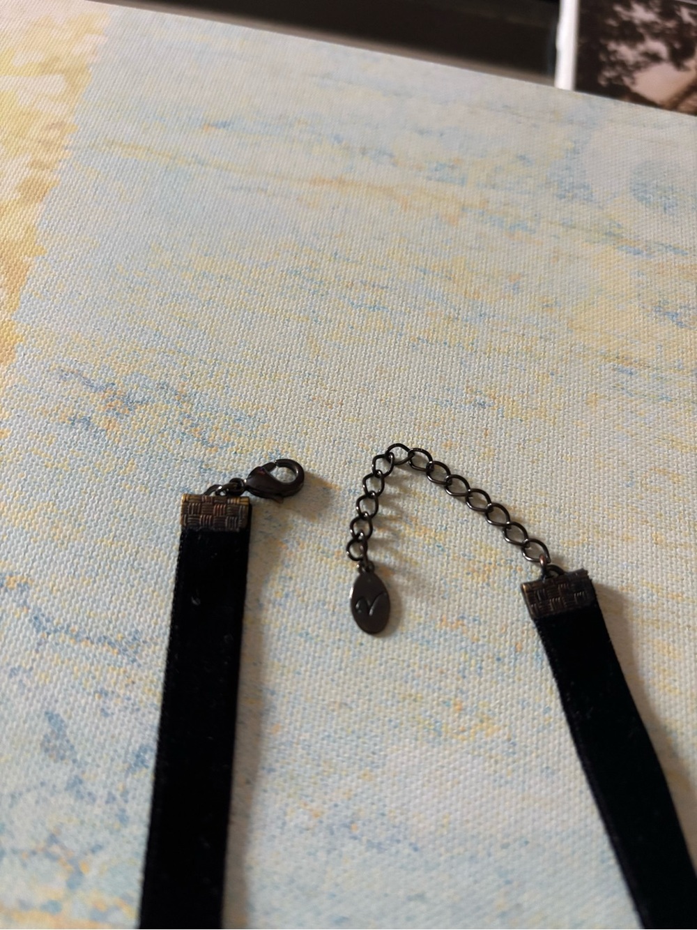 2 elegant Black beaded necklaces.V shape black chain and other ribbon neckline. - Picture 4 of 8